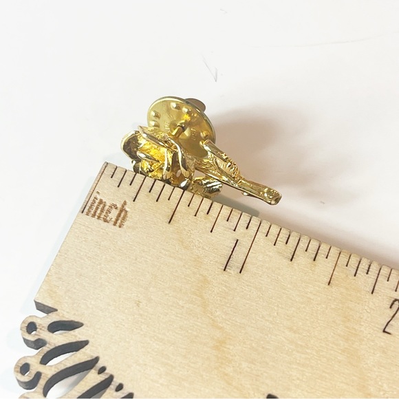 Rose Gold Tone Leaves Lapel Hat Tie Pin Souvenir Vintage - Picture 6 of 7